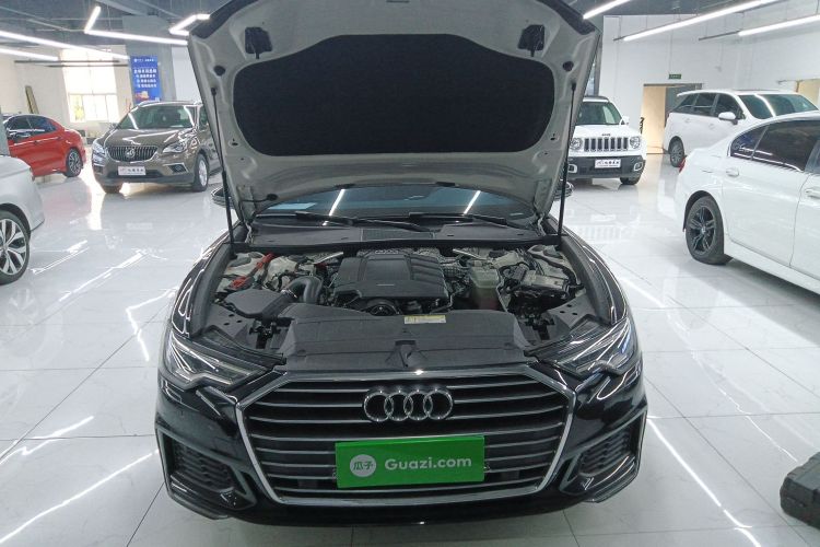奥迪A6L 2019款 40 TFSI 豪华动感型机舱底盘24