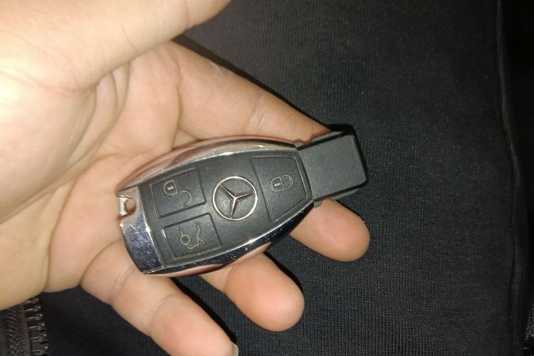 奔驰C级 2018款 C 200 L 运动版中控内饰11