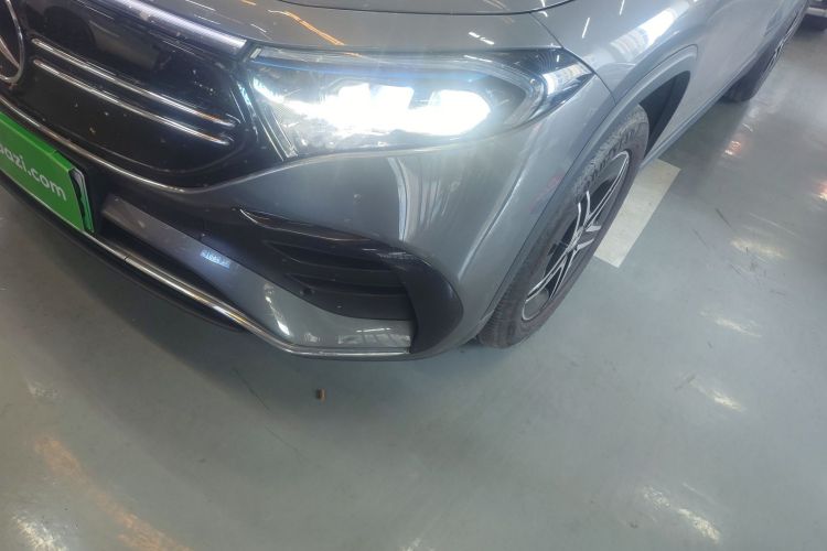 奔驰EQA 2022款 EQA 300 4MATIC 首发特别版局部细节36