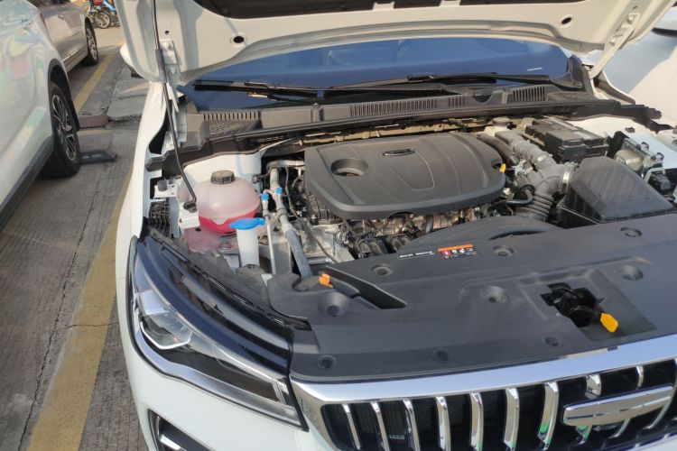 吉利汽车 帝豪 2025款 第4代 1.5L CVT尊贵型局部细节9006