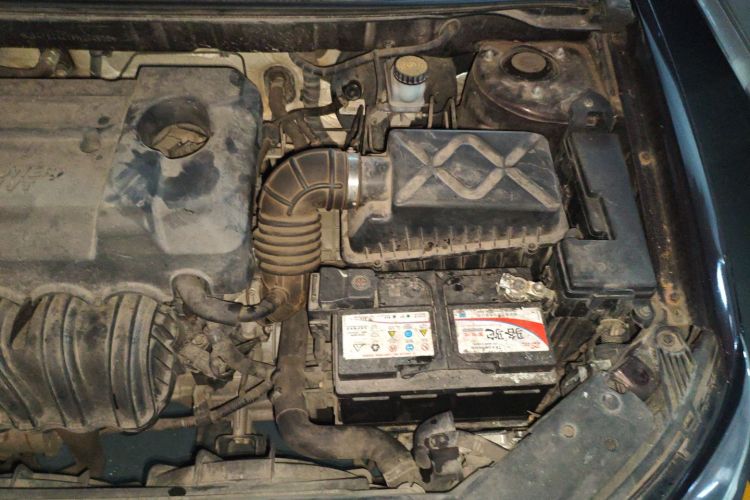 吉利汽车 帝豪 2015款 三厢 1.5L CVT向上版局部细节9007