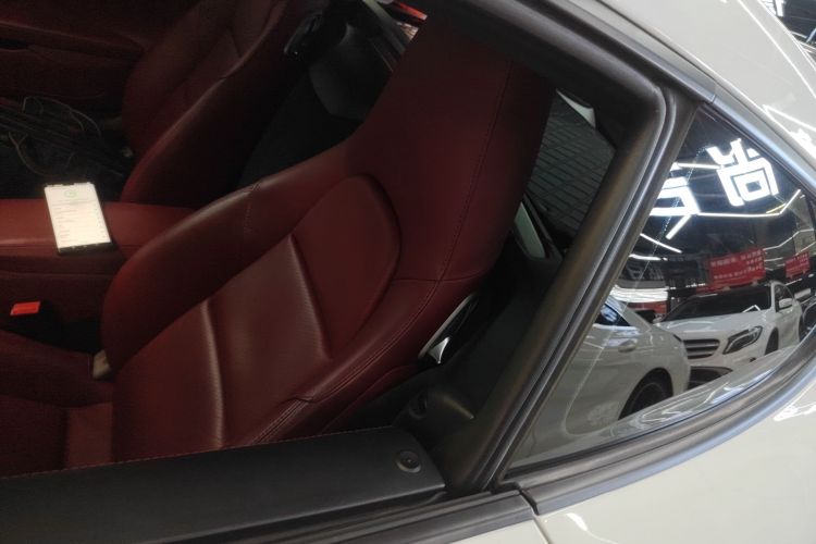 保时捷718 2020款 Cayman 2.0T中控内饰21