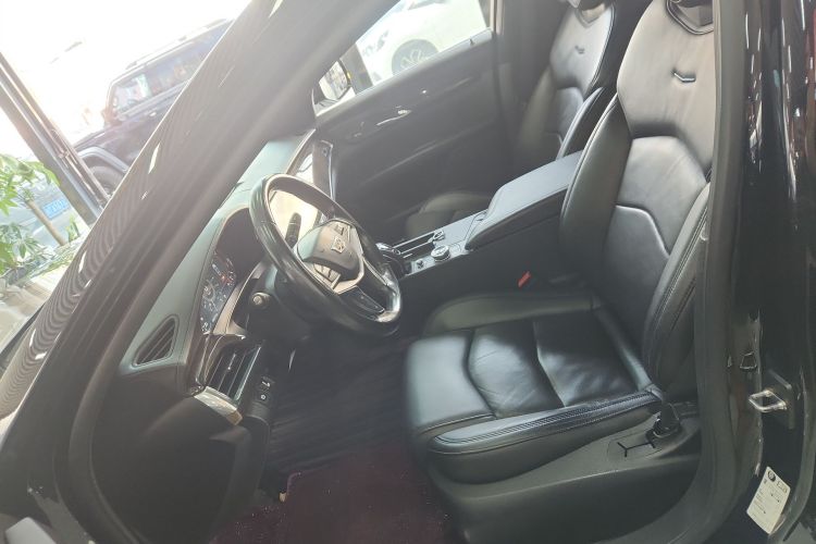 凯迪拉克CT6 2019款 28T 豪华型中控内饰19