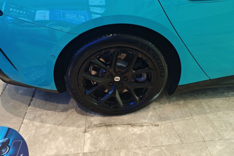 小米汽车 小米SU7 2024款 后驱超长续航高阶智驾Pro版车身外观6008