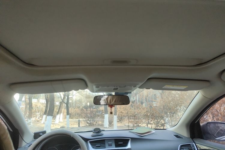 日产 轩逸 2016款 1.6XL  CVT尊享版中控内饰22