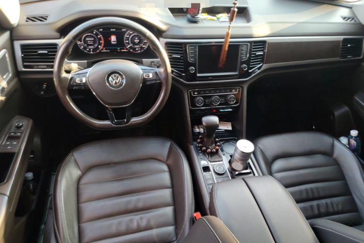 大众 途昂 2017款 380TSI 四驱旗舰版中控内饰7002