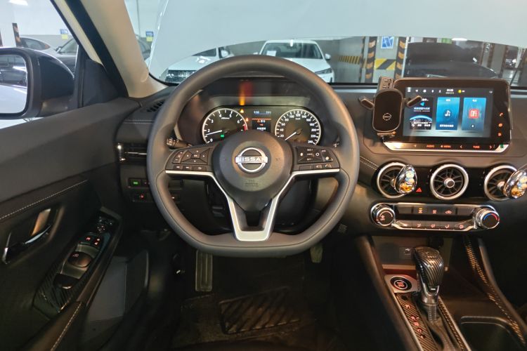 日产 轩逸 2025款 1.6L CVT真心版中控内饰13