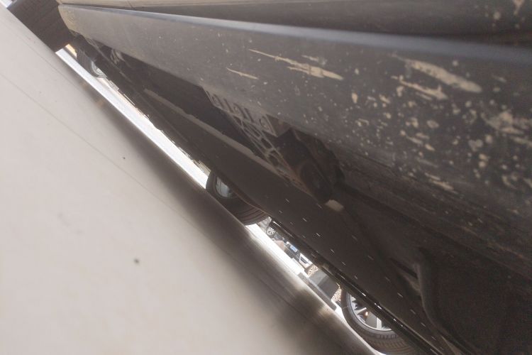 理想汽车 理想L9 2024款 Ultra局部细节9002