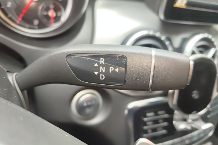 奔驰CLA 2016款 改款 CLA 220 4MATIC局部细节18