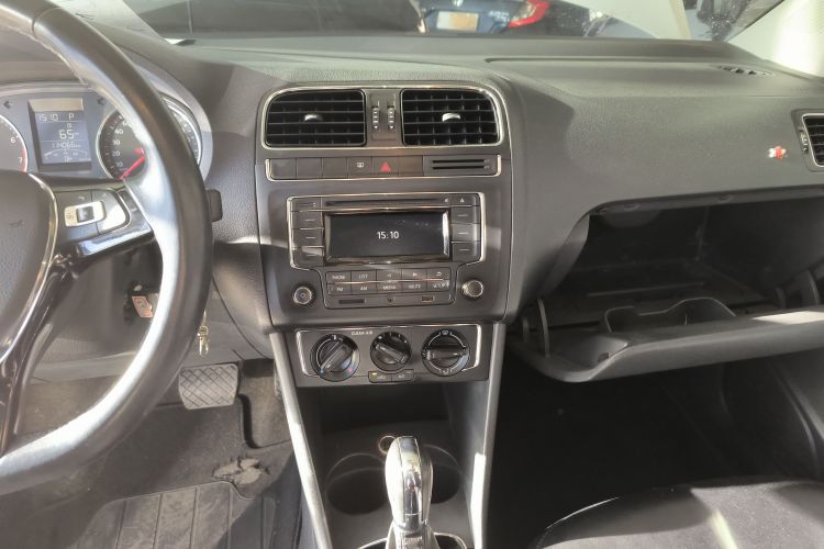 大众 Polo 2016款 1.6L 自动舒适型局部细节16