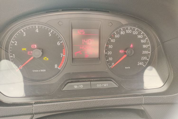 大众 捷达 2015款 质惠版 1.4L 手动时尚型中控内饰14