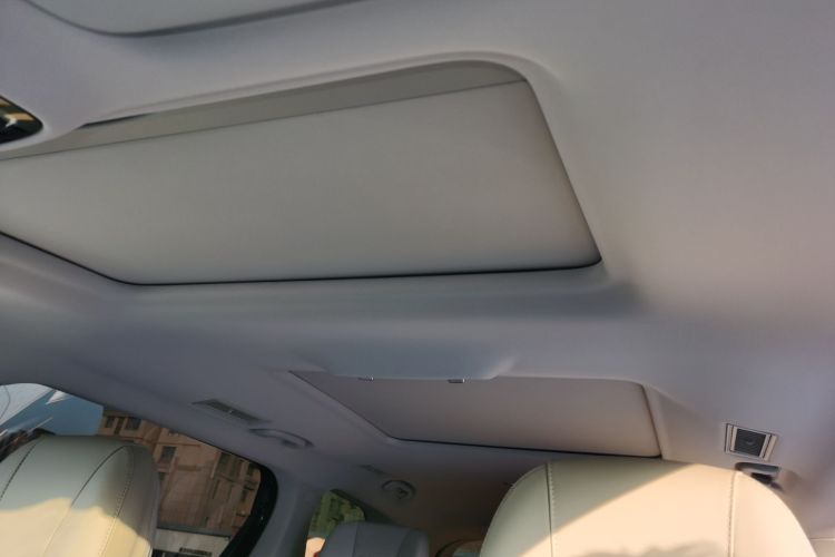 荣威iMAX8 2021款 400TGI Supreme系列尊荣版局部细节22