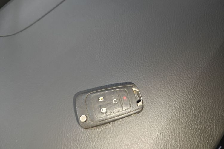 别克GL8 2017款 25S 舒适型 国V中控内饰11