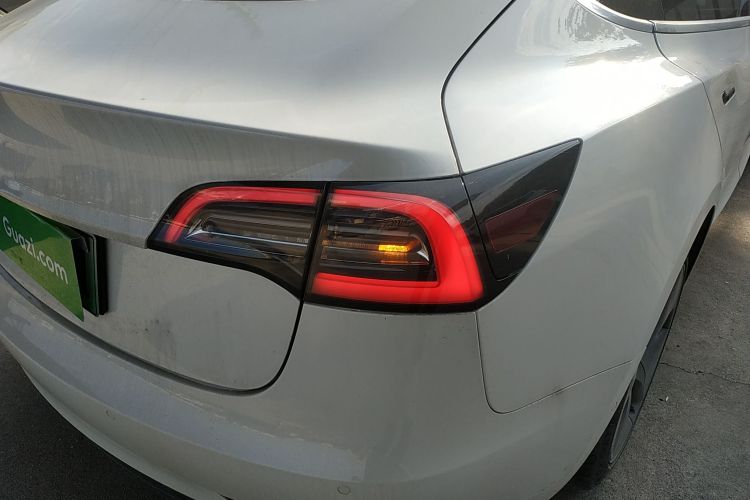 特斯拉 Model 3 2020款 改款 标准续航后驱升级版车身外观9
