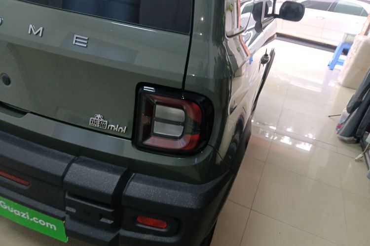 吉利银河 2025款 210km 熊猫骑士车身外观9