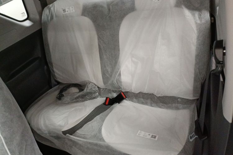 吉利银河 熊猫 2025款 210km 元气熊中控内饰21