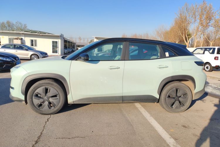 奇瑞新能源 奇瑞舒享家 2023款 512km Max车身外观4