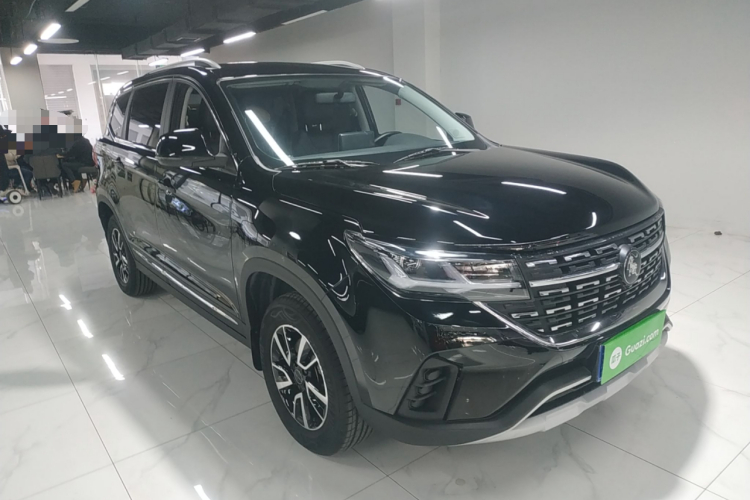 东风风行 风行T5 2022款 盛世款 1.6L 手动筑梦版五座车身外观6002