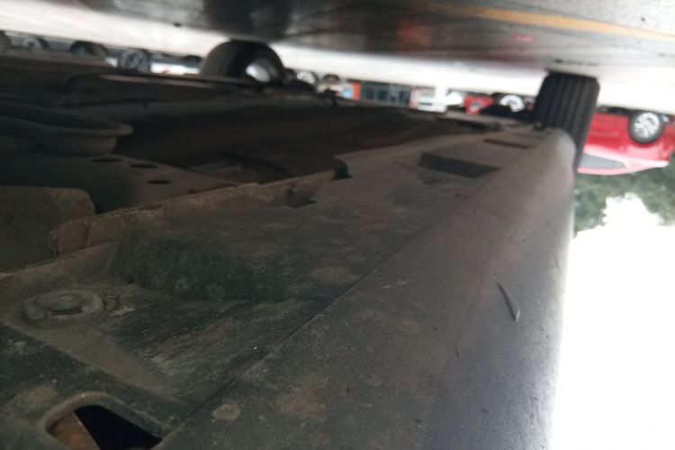 福特 福克斯 2020款 两厢经典 1.5L 自动风尚型局部细节9001