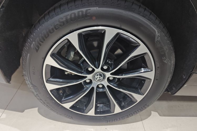 丰田 亚洲龙 2022款 2.0L 豪华版车身外观6008