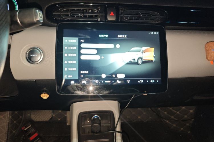 零跑汽车 零跑T03 2022款 皓玉版局部细节16