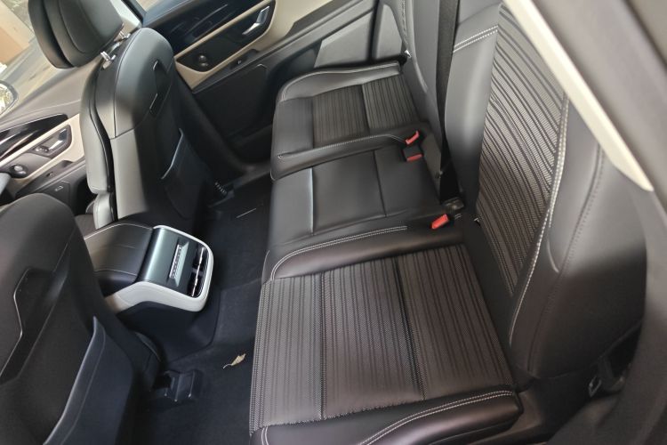 林肯 航海家 2023款 2.0T 四驱尊睿版中控内饰21