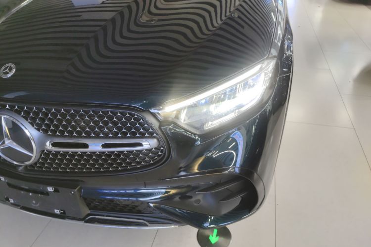 奔驰GLC 2024款 GLC 300 L 4MATIC 动感型 7座局部细节36