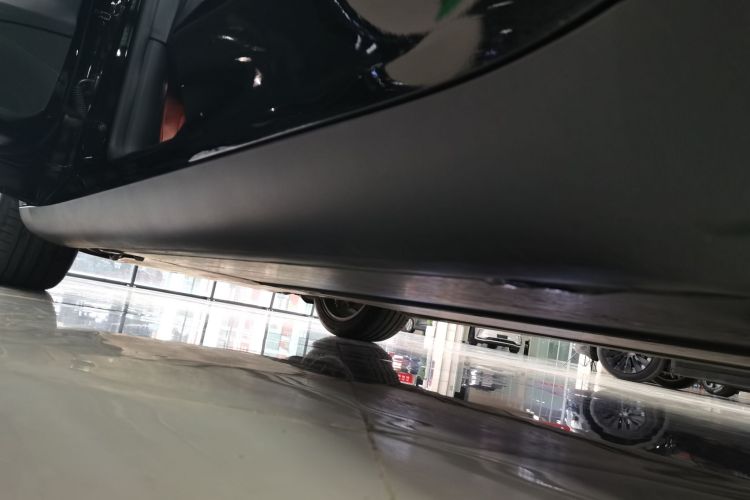 特斯拉 Model Y 2022款 改款 后轮驱动版局部细节9002