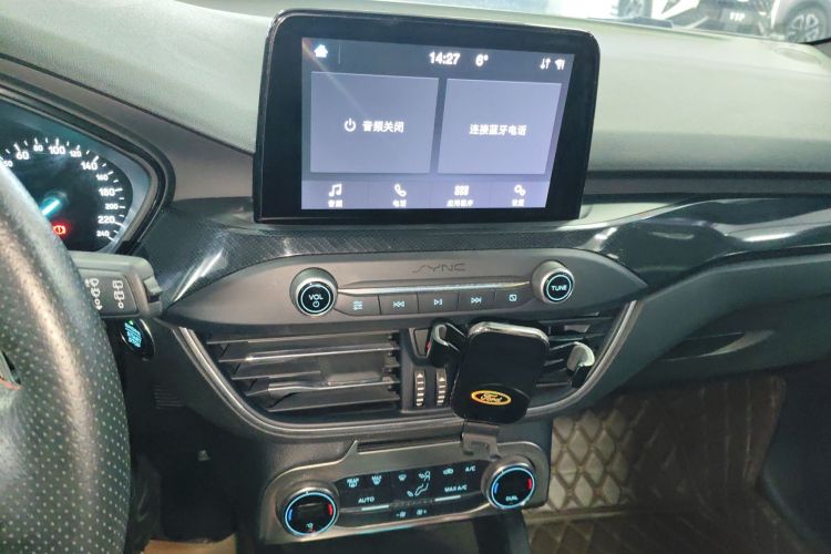 福特 福克斯 2020款 两厢 EcoBoost 180 自动ST Line中控内饰16
