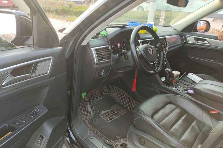 大众 途昂 2020款 330TSI 两驱豪华版 国V中控内饰20