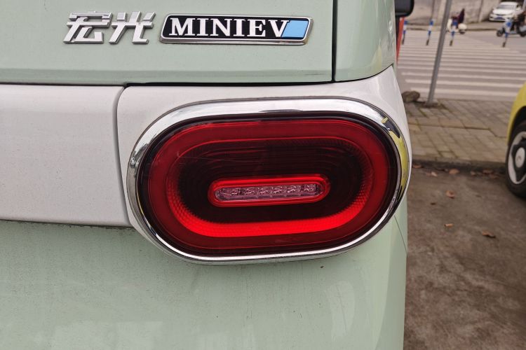 五菱汽车 宏光MINIEV 2024款 第三代 215km 进阶版车身外观6006