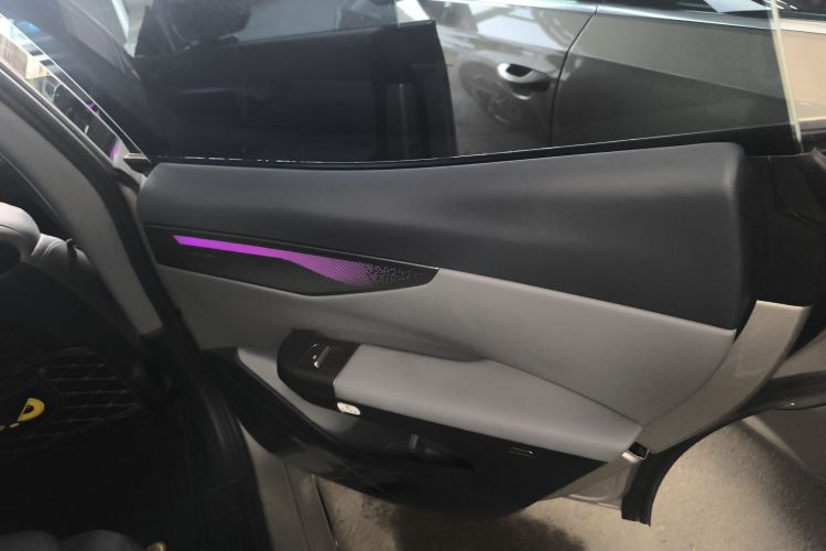 领克07 2024款 EM-P 126长续航 Halo中控内饰45