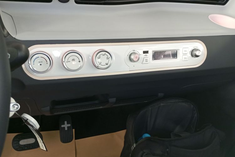 五菱汽车 宏光MINIEV 2022款 马卡龙时尚款 磷酸铁锂中控内饰16