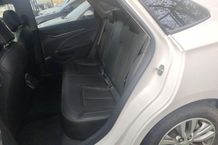 别克 英朗 2021款 改款 1.3T 自动轻混动精英型中控内饰21