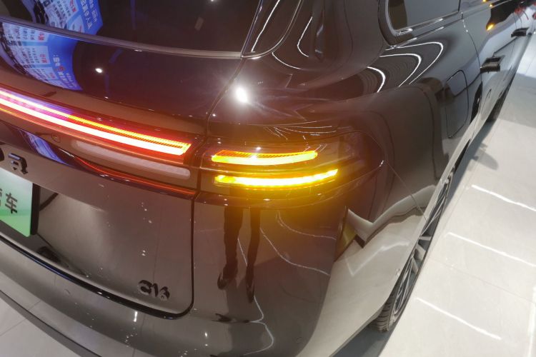 零跑汽车 零跑C16 2026款 增程 280激光雷达版 6座车身外观6006