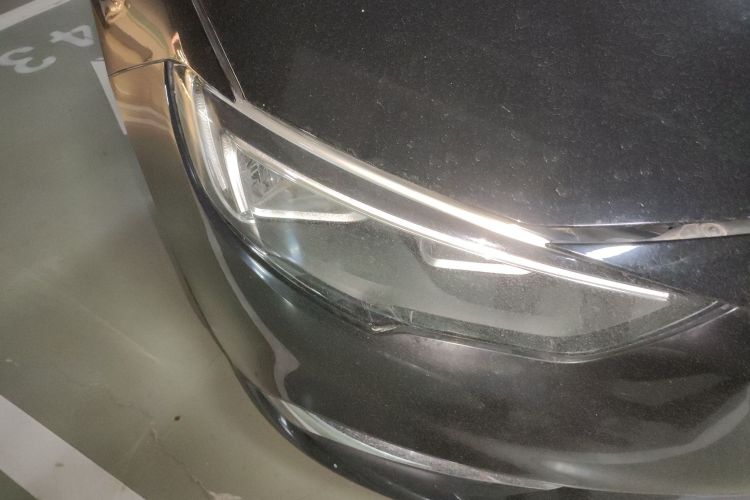 别克 君威 2017款 20T 精英型车身外观8