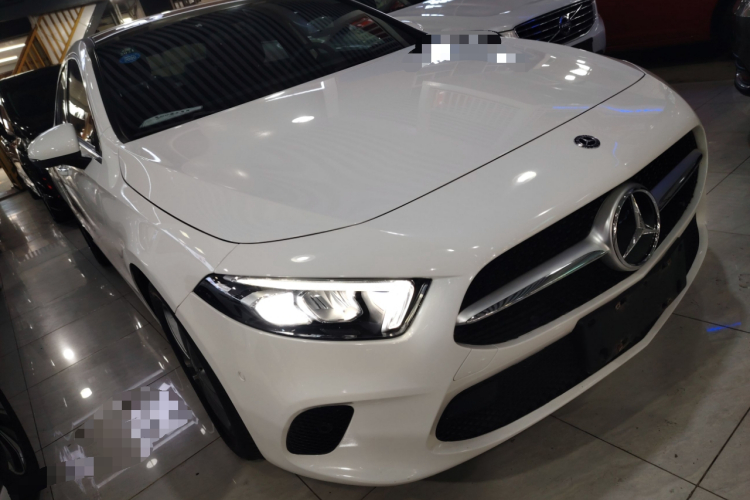 奔驰A级 2019款 A 200 L车身外观6002