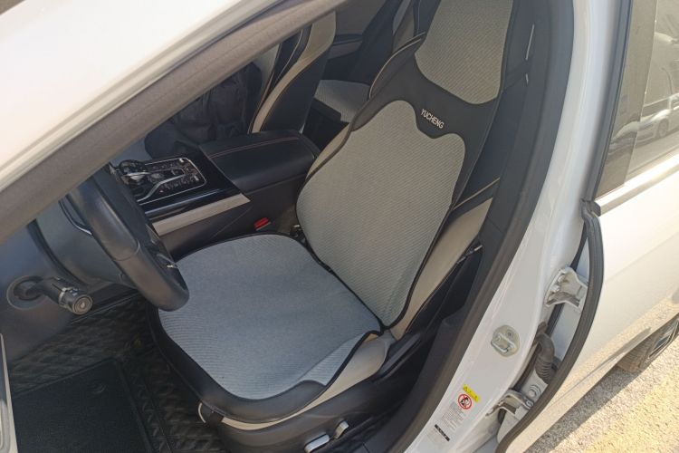 比亚迪 秦PLUS 2021款 EV 600KM 旗舰型中控内饰19