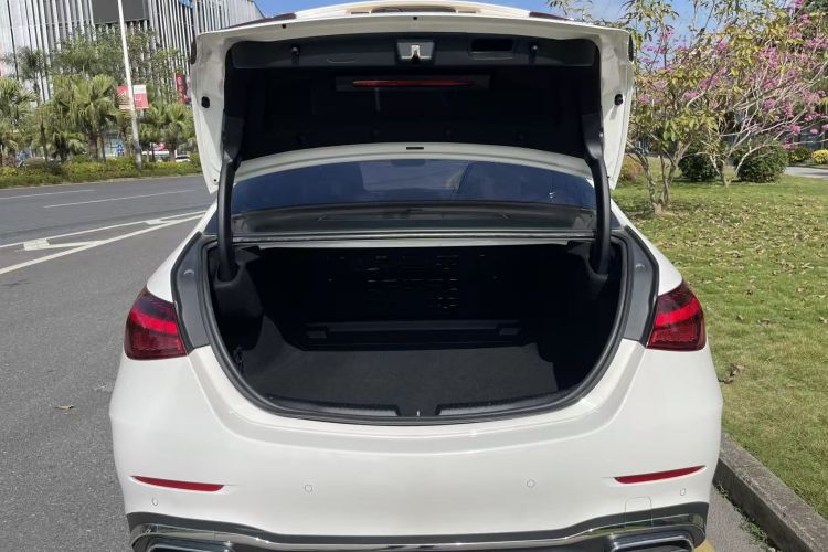 奔驰C级 2023款 C 260 L 运动版局部细节23