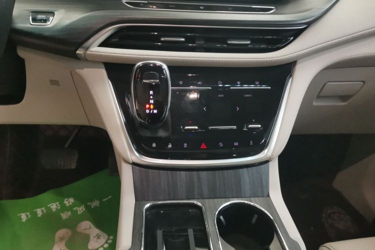 别克GL8 2023款 ES陆尊 舒适型中控内饰18