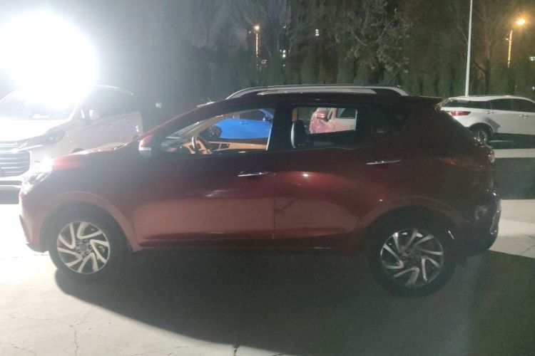 江汽集团 瑞风S2 2015款 1.5L CVT豪华智能型车身外观4