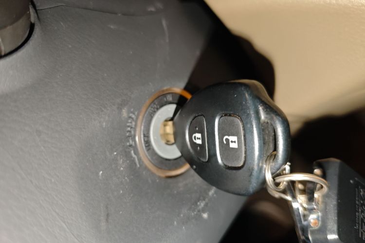 丰田 RAV4荣放 2011款 2.0L 自动豪华版中控内饰7001