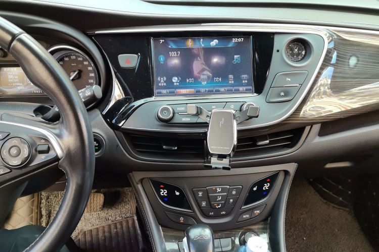 别克 昂科威 2019款 20T 两驱精英型 国VI中控内饰16