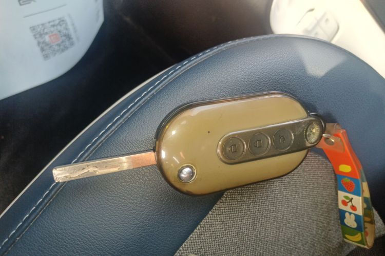 五菱汽车 宏光MINIEV 2022款 GAMEBOY 200km 玩咖款 磷酸铁锂中控内饰11