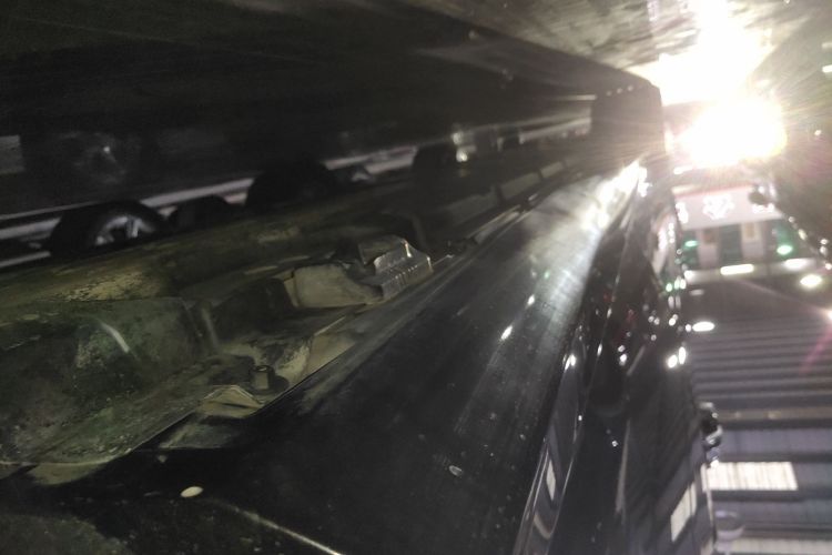 奔驰R级 2017款 R 320 4MATIC 商务型臻藏版局部细节9002