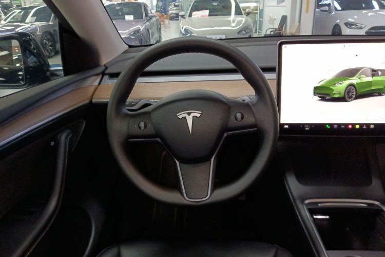 特斯拉 Model Y 2022款 后轮驱动版局部细节13