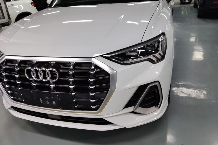 奥迪Q3 2019款 35 TFSI 进取动感型局部细节36