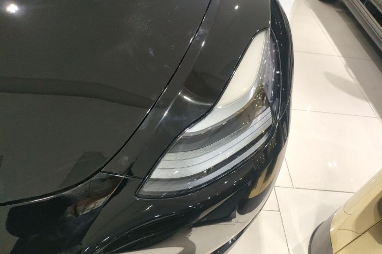 特斯拉 Model Y 2022款 改款 后轮驱动版车身外观36