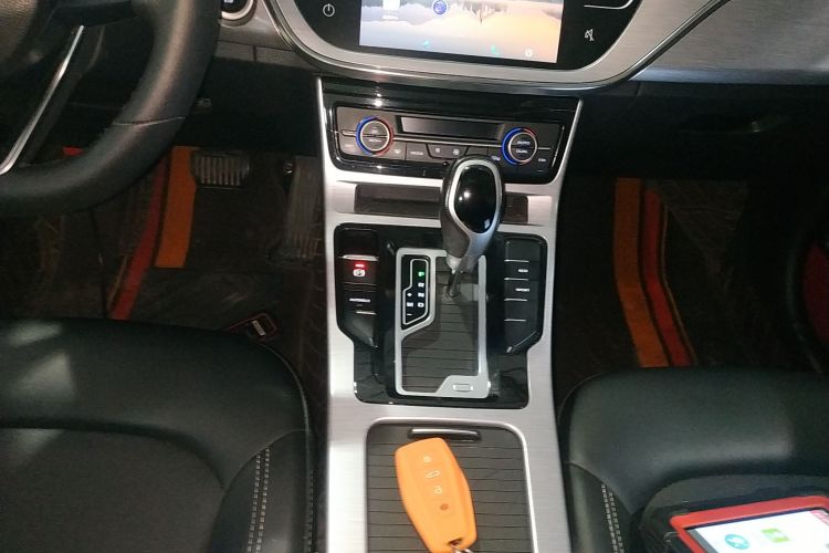 吉利汽车 帝豪GS 2019款 1.4T CVT雅中控内饰18