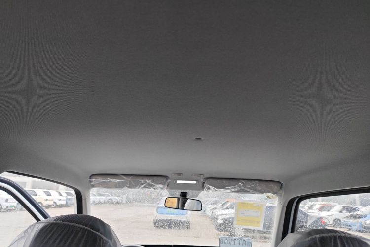 吉利银河 2024款 熊猫mini 200km 耐力熊中控内饰22